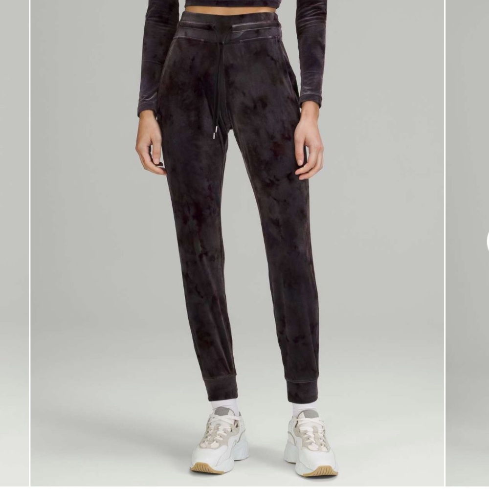 Lululemon Ready to Crush High-Rise Velour Jogger - 4